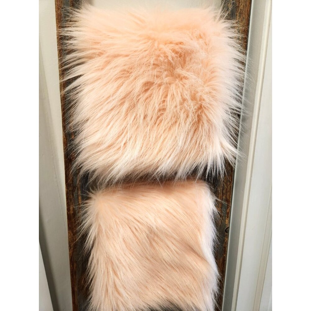 Alamode Pink Fun Fur Pillow Cushions